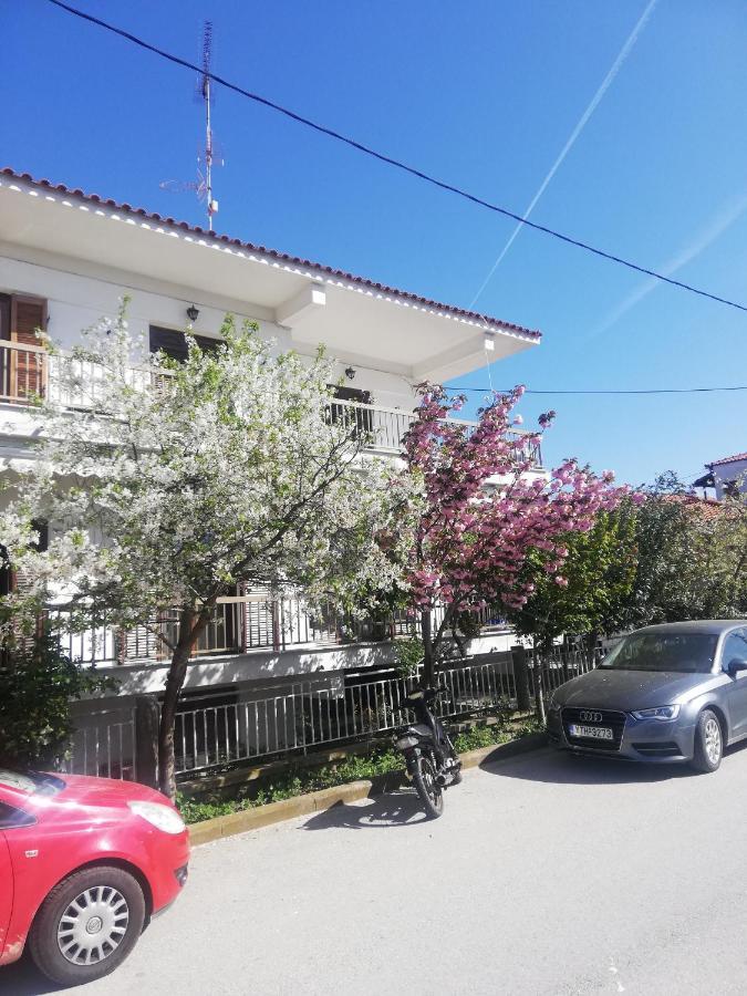 P.a.g Apartment Nea Roda