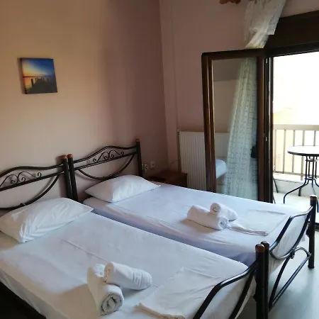 P.A.G Apartments Nea Roda Extérieur photo